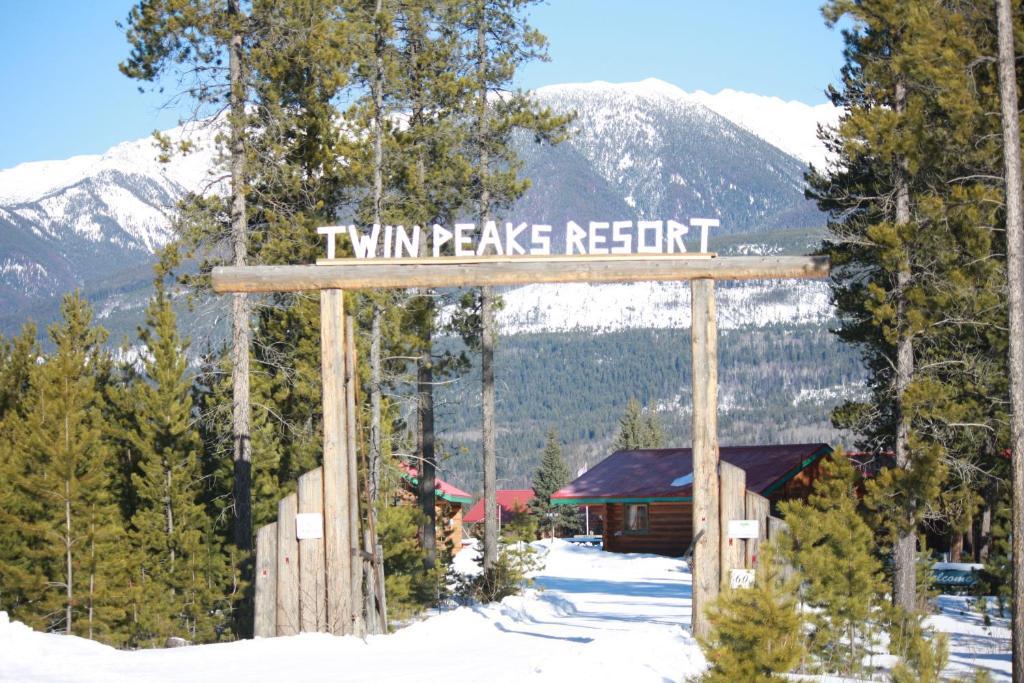 Twin Peaks Resort Valemount Zimmer foto